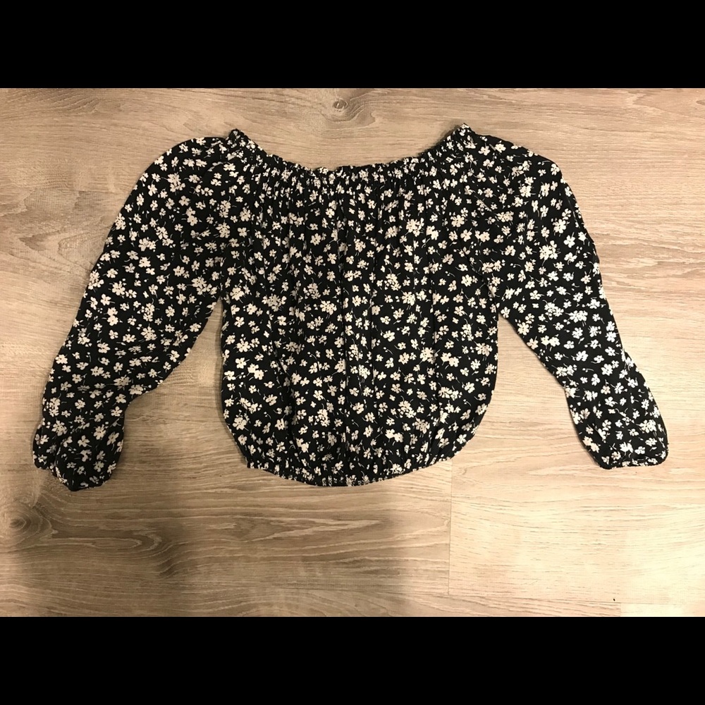 Brandy Melville shirt